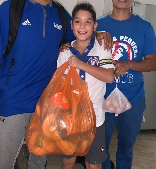 LLP_FoodDrive_Abril2020_PlayersAndCoaches