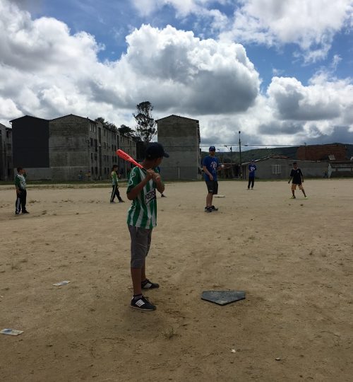 LaLigaPequena_PuebloNuevo_4-1-2017-At the Plate (1)_RESIZED